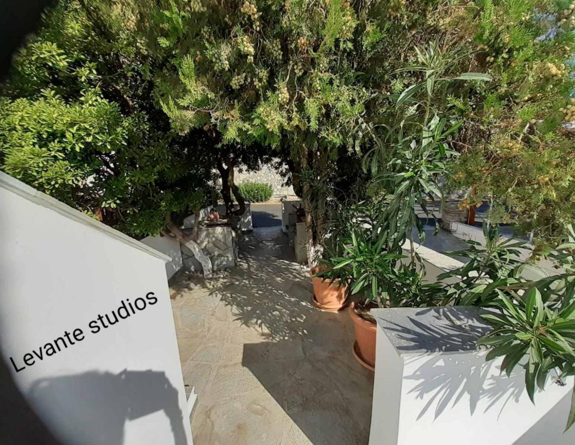 Levante Studios Αndros Ménites Exterior photo