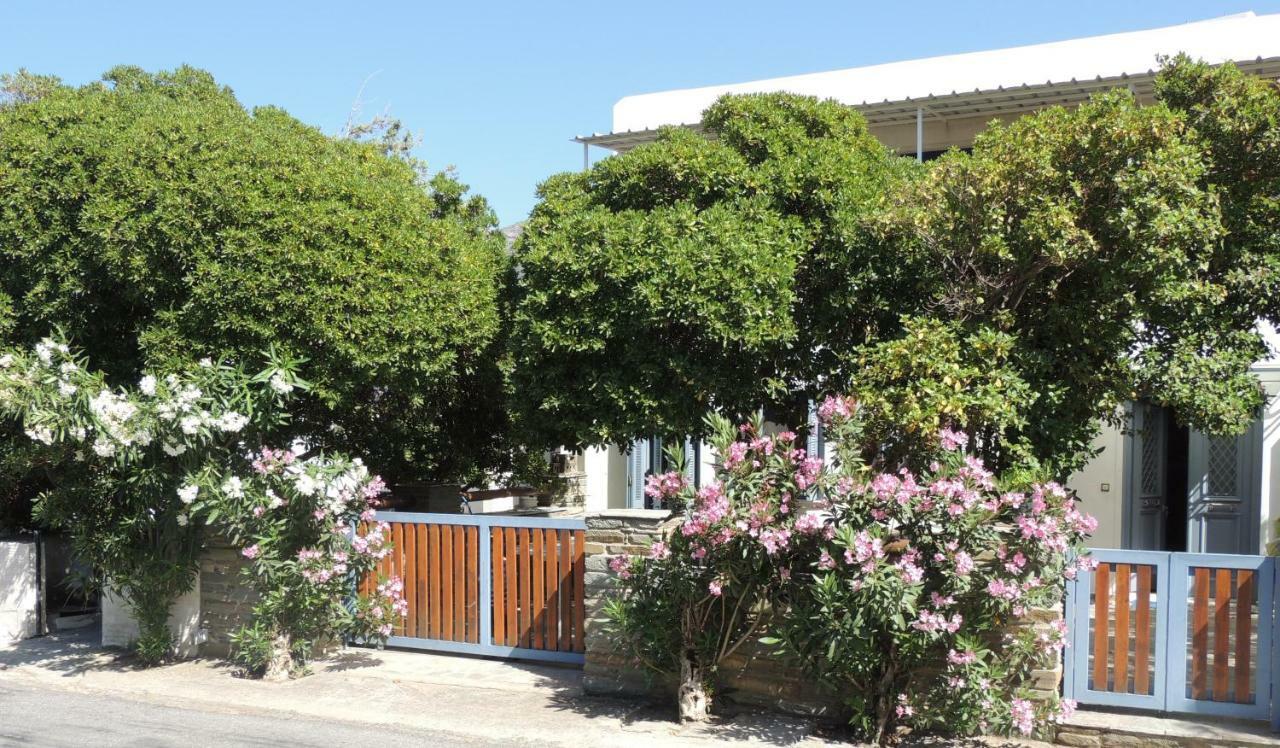 Levante Studios Αndros Ménites Exterior photo